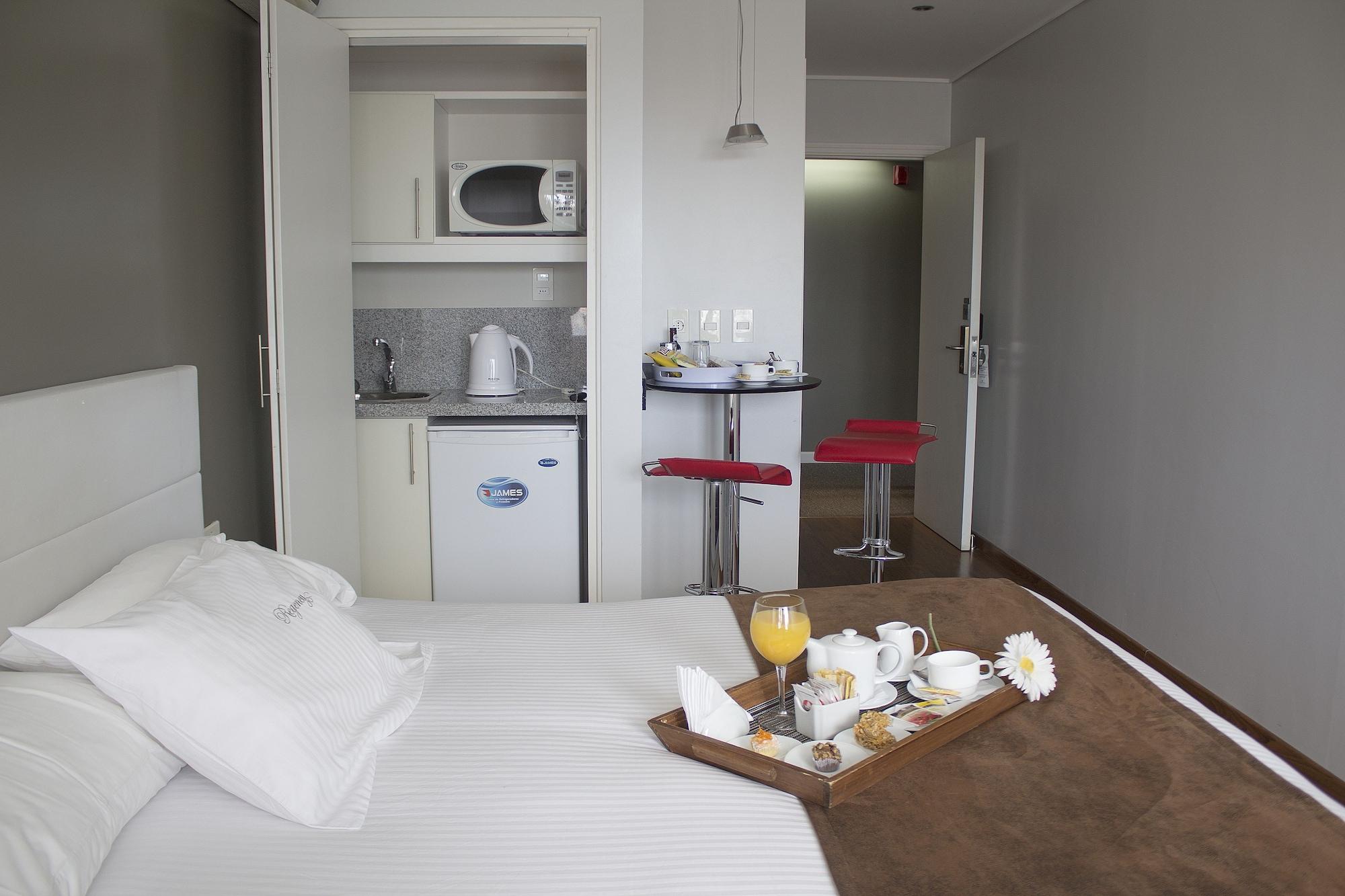 Regency Golf - Hotel Urbano Montevideo Bagian luar foto