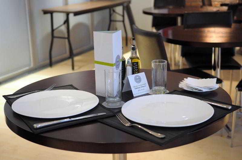 Regency Golf - Hotel Urbano Montevideo Bagian luar foto