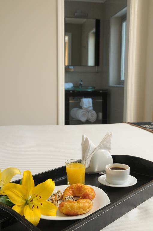 Regency Golf - Hotel Urbano Montevideo Bagian luar foto